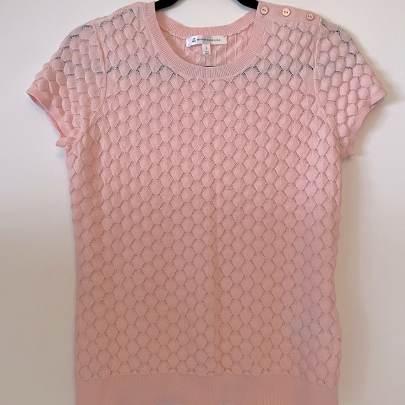 Brooks Brothers Tops - EUC Brooks Brothers Short Sleeve Sweater Top